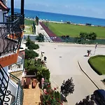 Sunny Island 2* Obzor