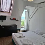 Sunny Island 2* Obzor