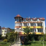 Guest house Sunny Island Obzor