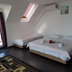 Guest house Sunny Island Obzor