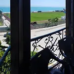 Guest house Sunny Island 2*