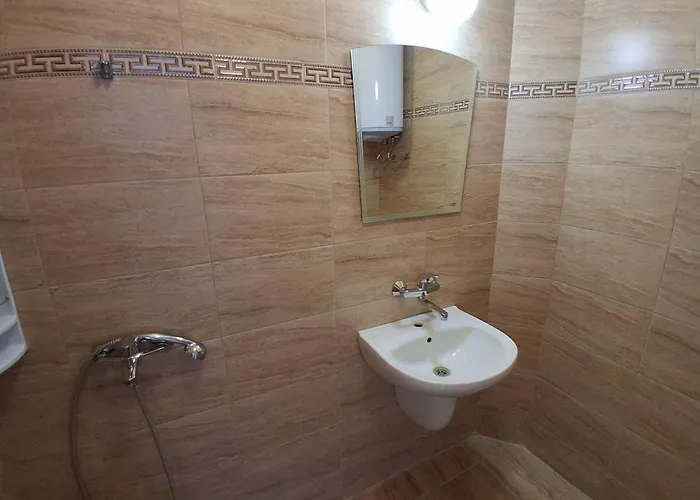 Sunny Island 2* Obzor