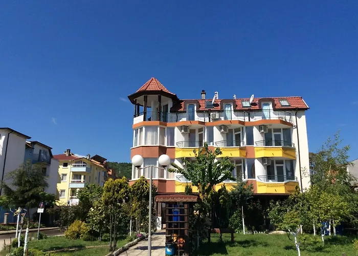 Guest house Sunny Island Obzor