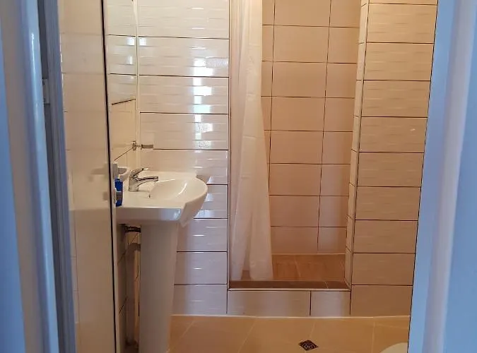 Sunny Island Guest house